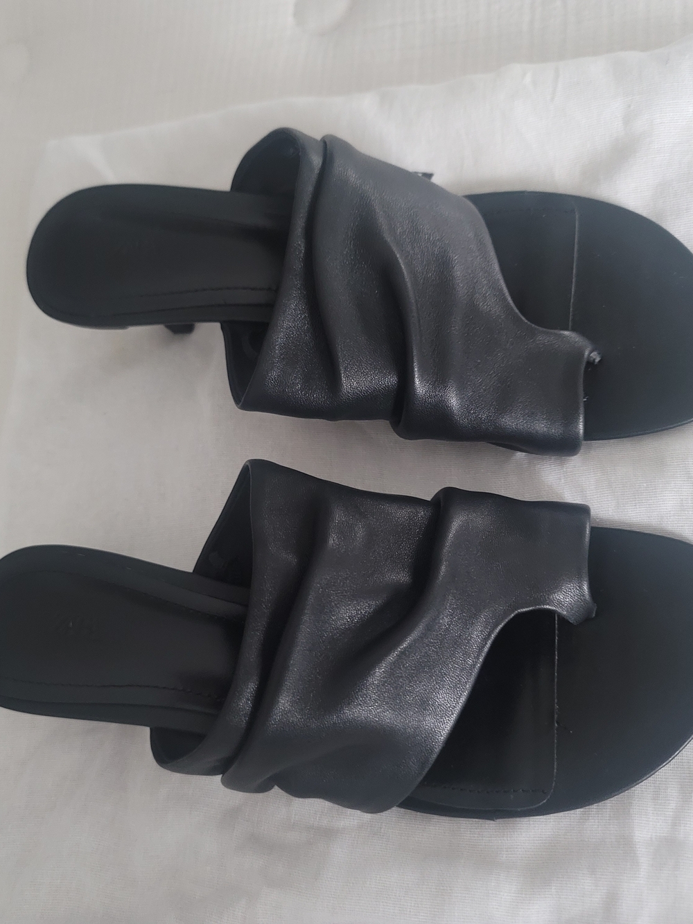 Zara Chunky Leather High Heeled Sandals, Size L